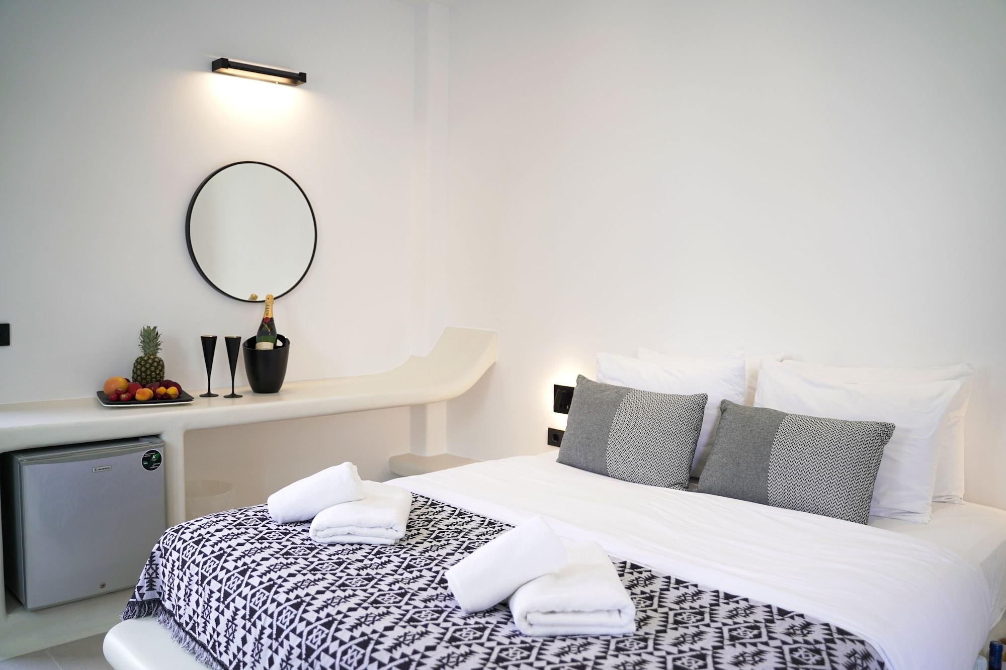 King'S Suites Камари Экстерьер фото